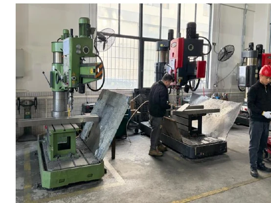 KINGSUN tooling workshop